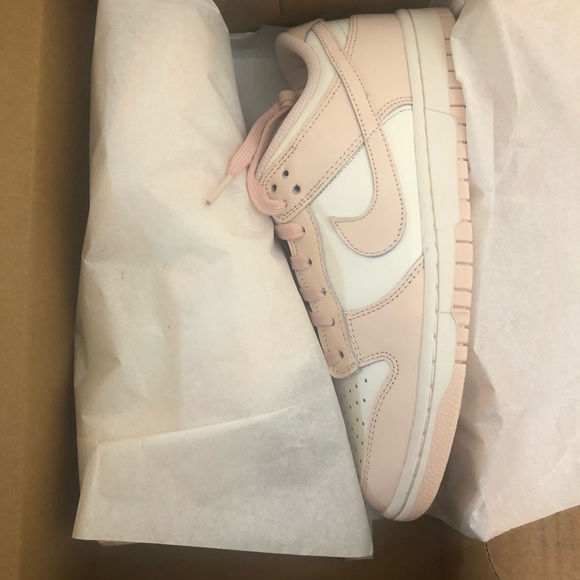 Nike Dunk Low Orange Pearl Women’s Size 9 - Picture 6 of 9